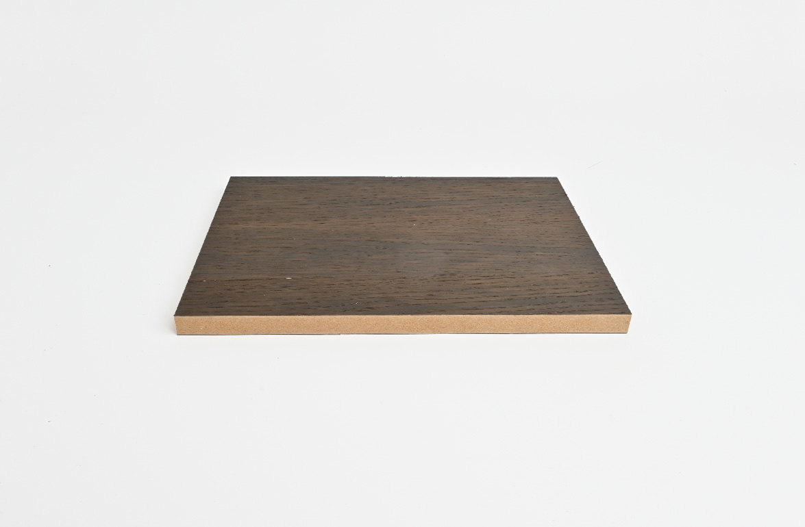 Fineret MDF, Eg røget A/B Classic, 80% PEFC